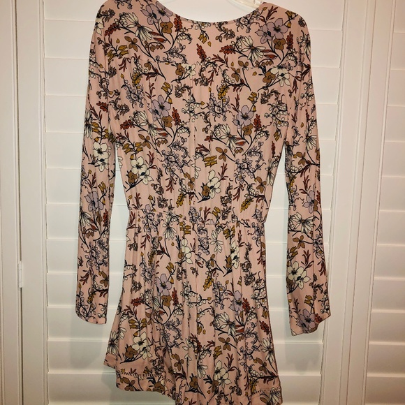 ASTR the Label Pink Floral Long Sleeve Romper - Picture 3 of 4